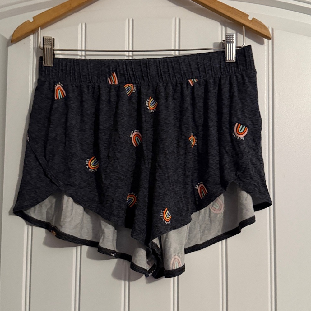 Old Navy Rainbow Skies Good vibes Be kind Sunday Sleep Shorts Small